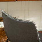 Ensemble de table à manger ronde pour 2 personnes (gris/blanc/marron) avec chaises en similicuir