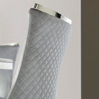 Chaises de salle à manger en velours avec dossier à texture réticulée et garniture métallique sur le dessus